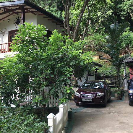 Villa25 Homestay Free Pick Up From The Centre Kandy Exterior photo