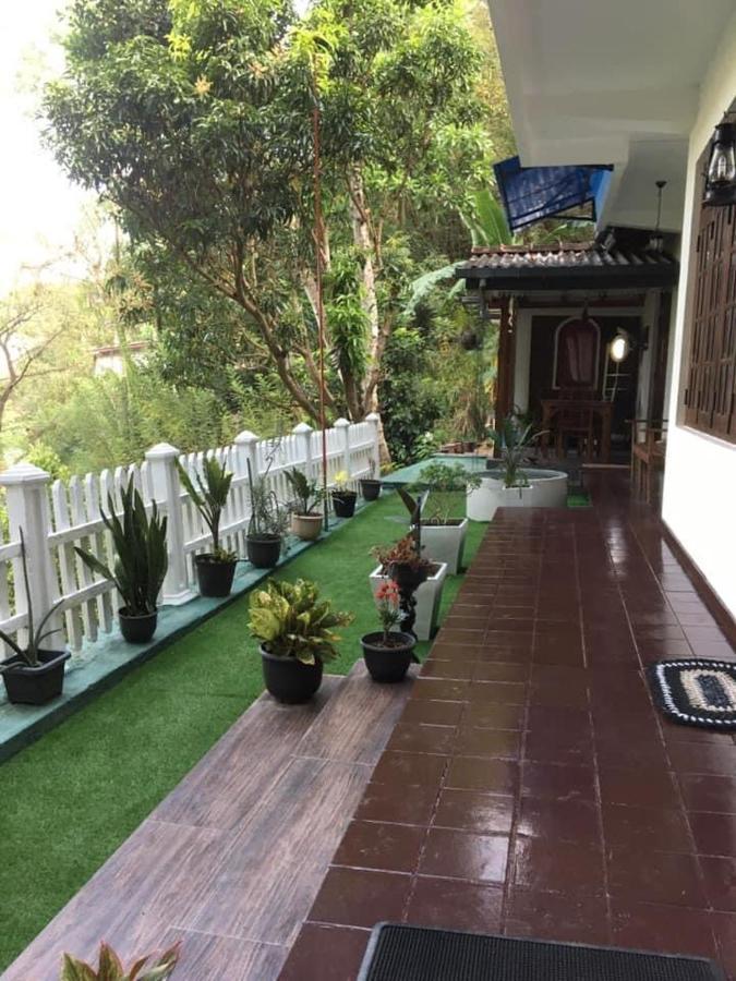 Villa25 Homestay Free Pick Up From The Centre Kandy Exterior photo